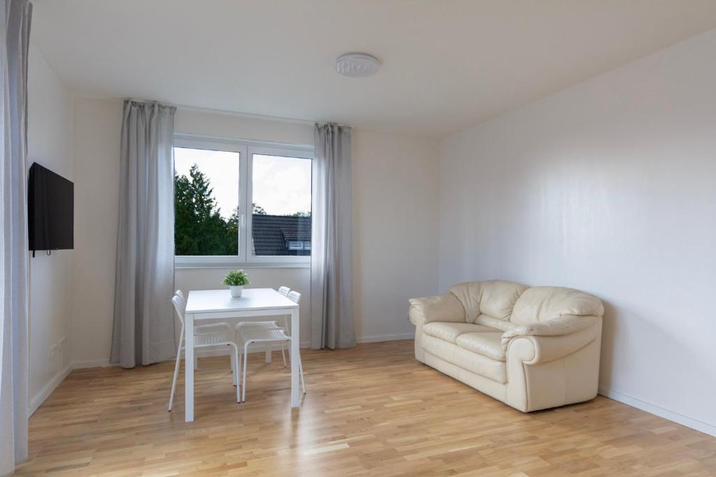 T&K Apartments - BERGISCH GLADBACH - 7 Comfortable Apartments - 20 min to Fair Messe Cologne 4
