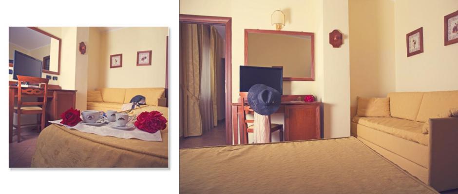 deux photos d'un salon et d'une chambre dans l'établissement Hotel Il Corsaro, à Le Castella