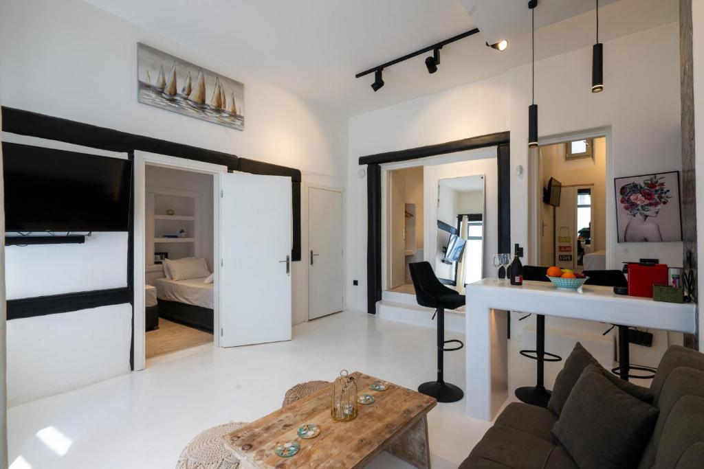 PFX Mykonos Deluxe Suite 3 brms with Sauna by ΜΡS
