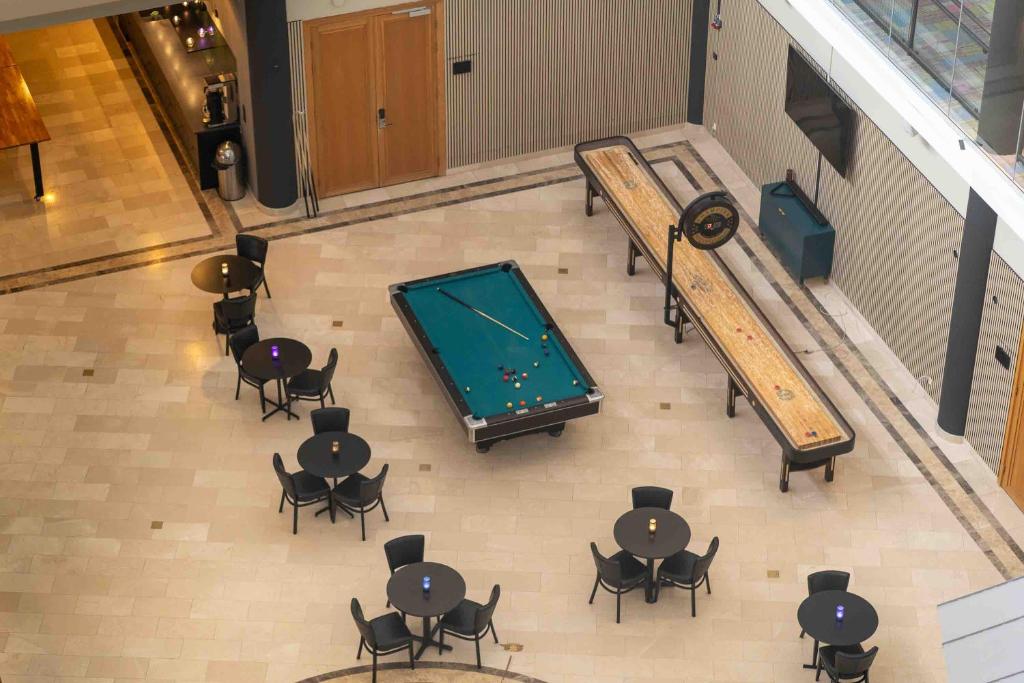 Injoy Premium Hotel Solna Image