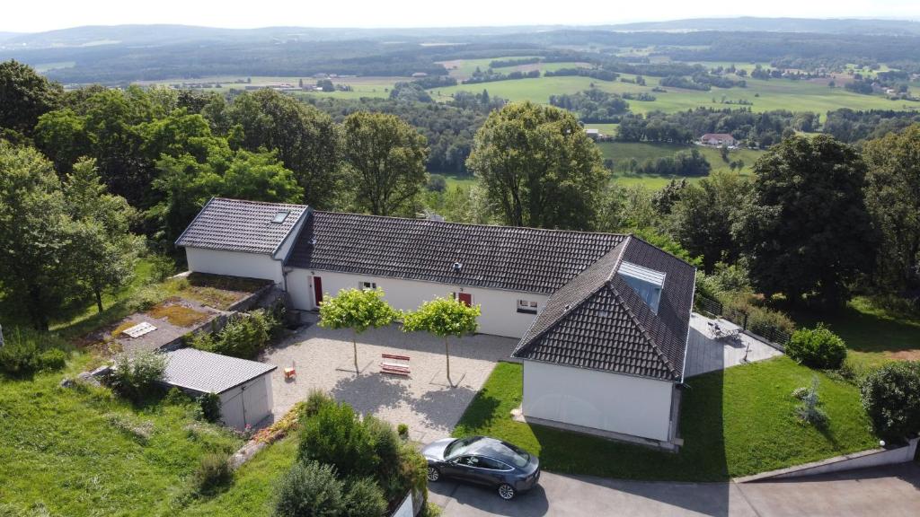 La Maison du Fort de Fontain Villa Mac Mahon vue superbe Montagnes du Jura 6