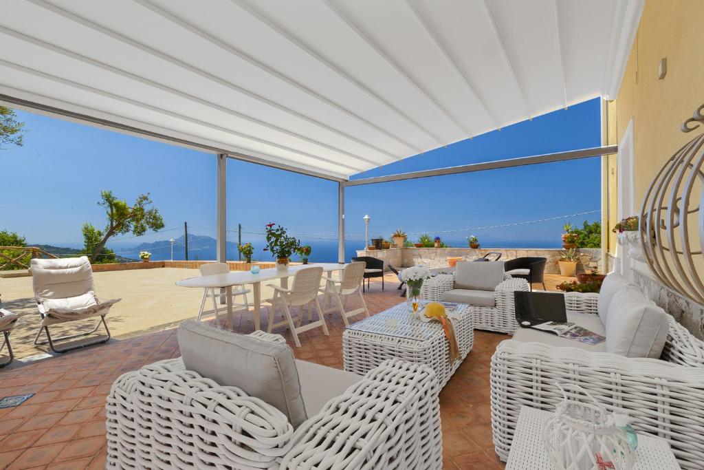 Photo de la galerie de l'établissement Villa Ferrara, à SantʼAgata sui Due Golfi