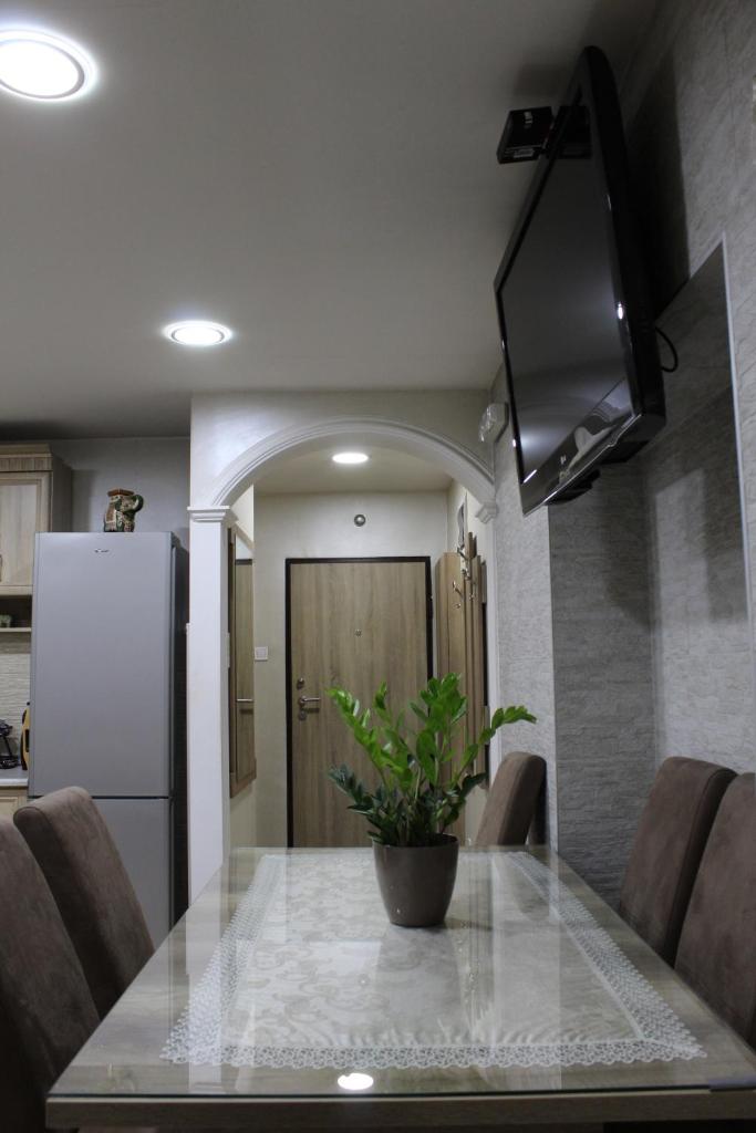 Moraca River Residence 7