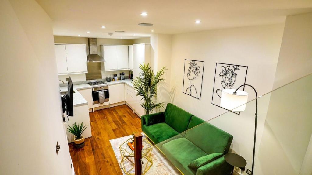 Hyde Park & Oxford Street Elegant House 2BR 2BA 7