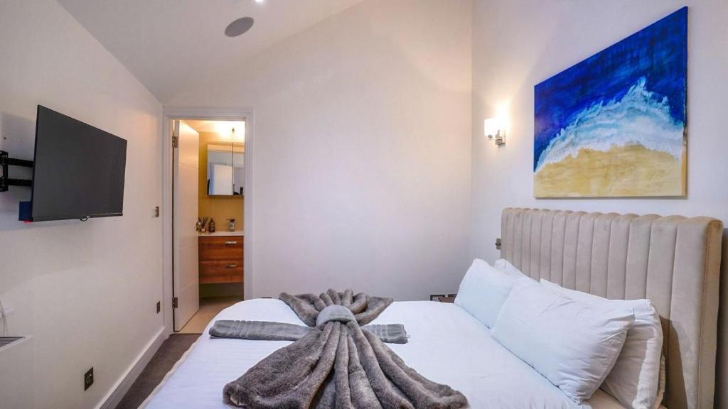 Hyde Park & Oxford Street Elegant House 2BR 2BA 3