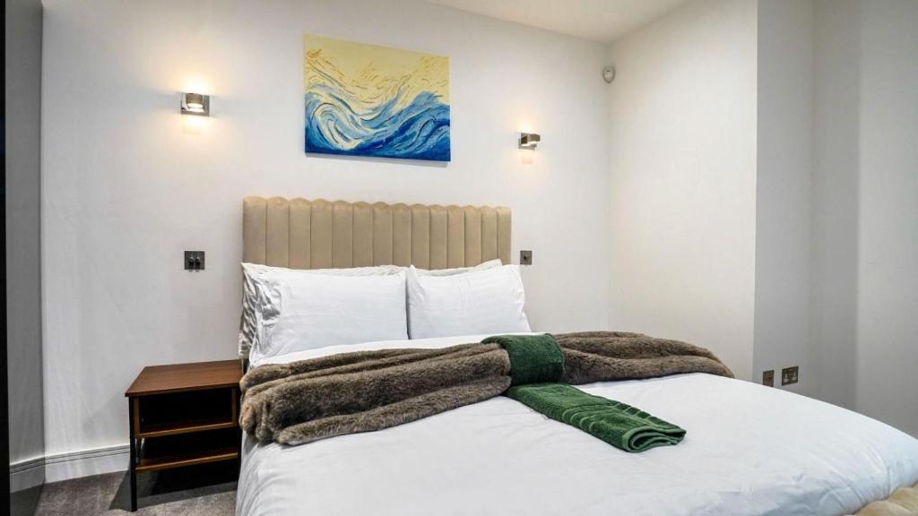 Hyde Park & Oxford Street Elegant House 2BR 2BA 5