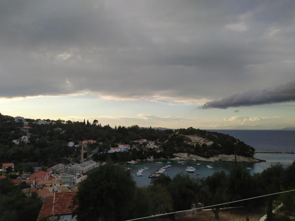 Captain's House 3