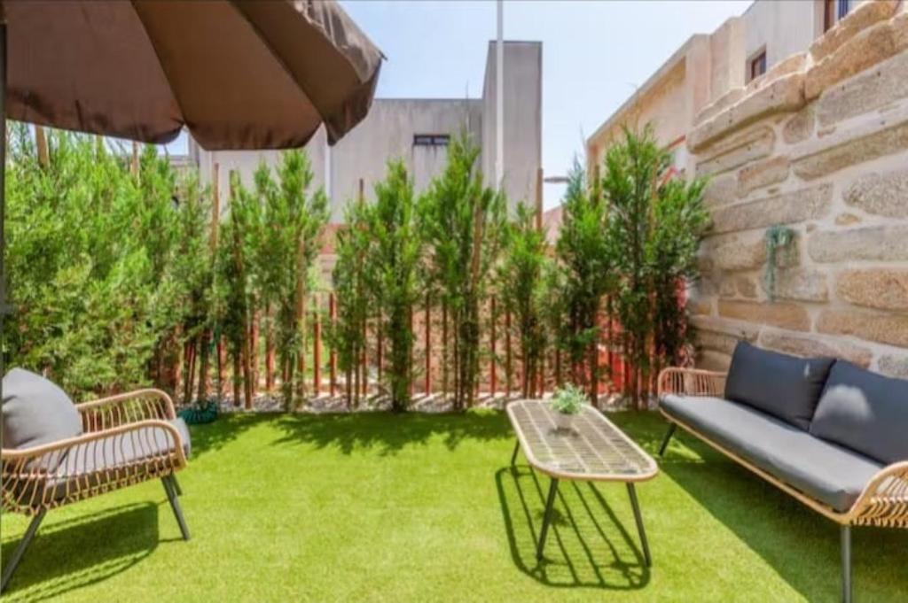 Pink Lux Apartments 5