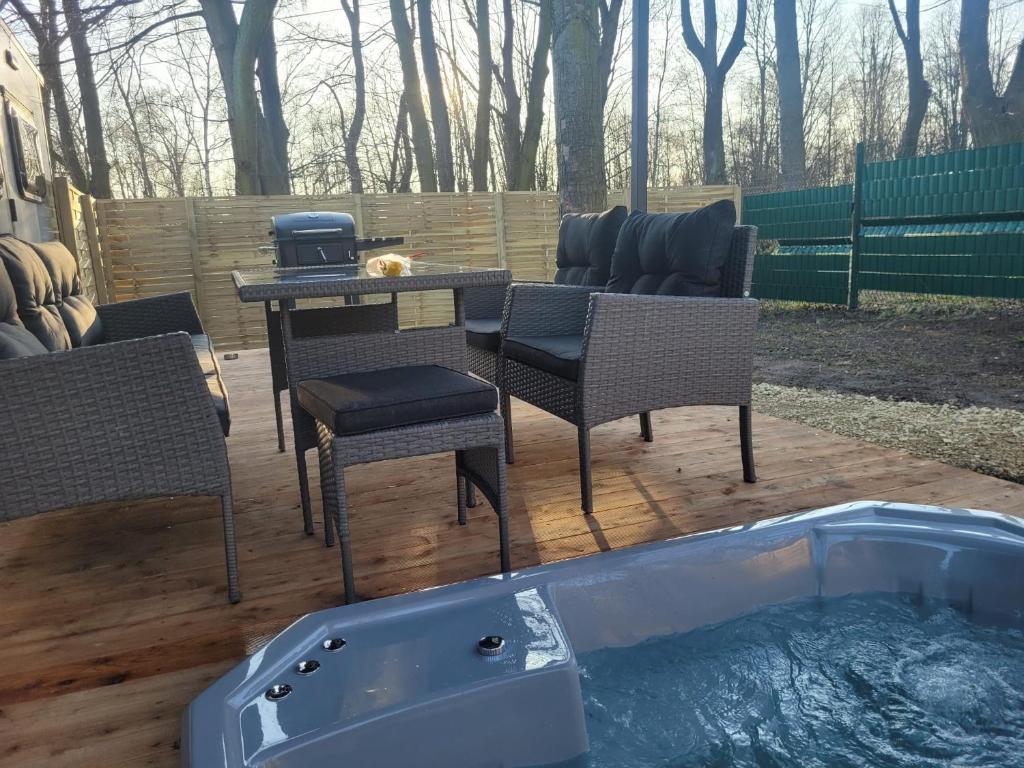 Parkcity SPA Domek z jacuzzi w Parku Śląskim 8