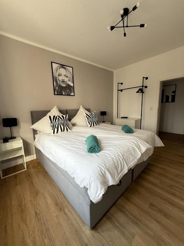 Apartment 2 Chic Chamber 7