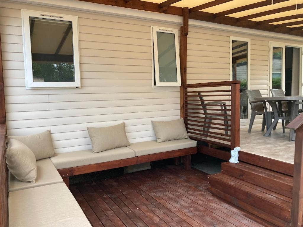 Photo de la galerie de l'établissement Mobile-home camping bord de mer, à Vias