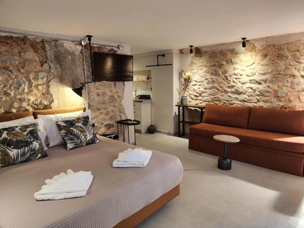 Emerald House Rooftop & Stylish Apartments In Central Athens 7