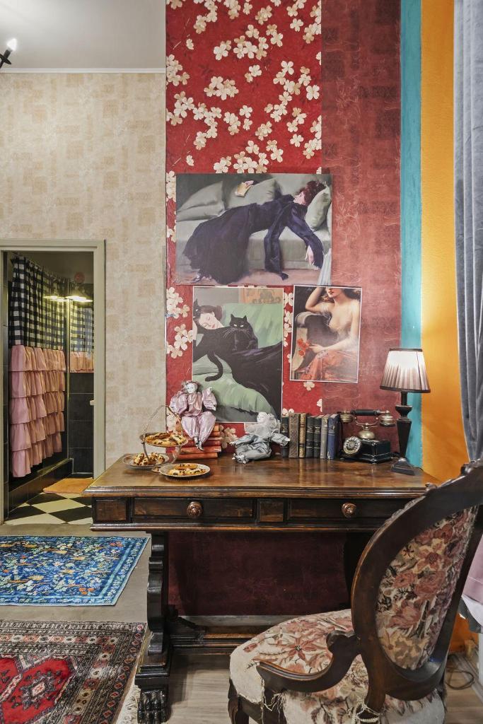 Stay in a Writer's 19th Century Villa Calea Victoriei 4