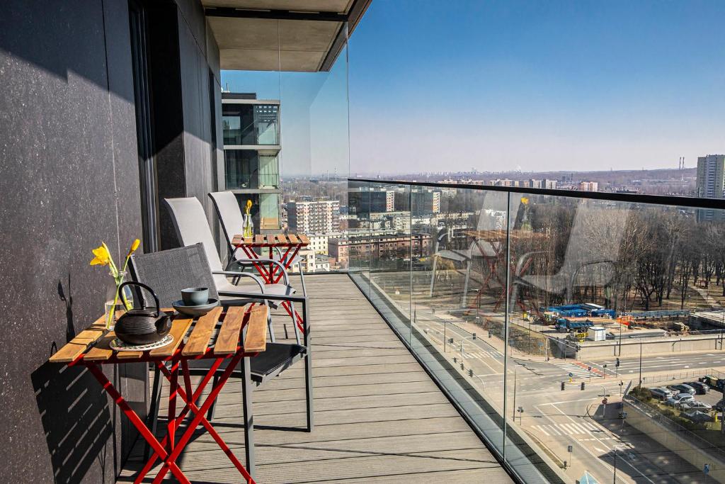 Panorama Penthouse - city center 100m2, fast wi-fi 6