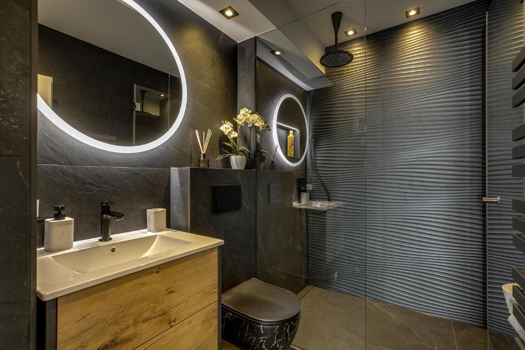George Apartment 8