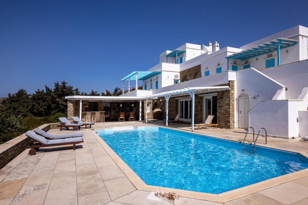 Villa Marble Tinos 4