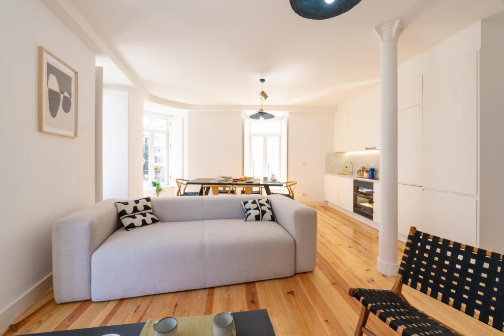 Sunny Lisbon Apartments by Soulplaces 5