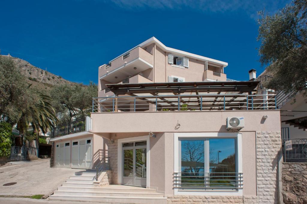 Apartments Marina 4