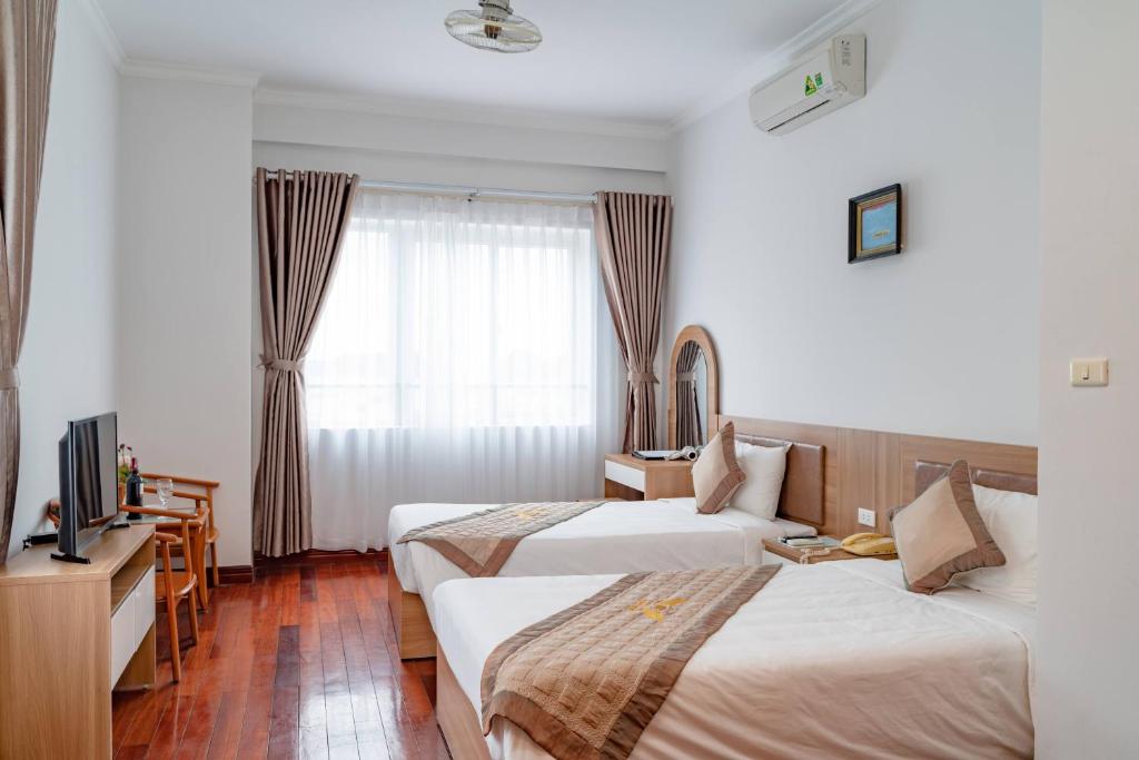 Private Balcony Hotel