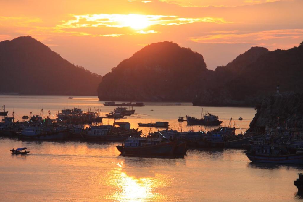 Private Balcony Hotel