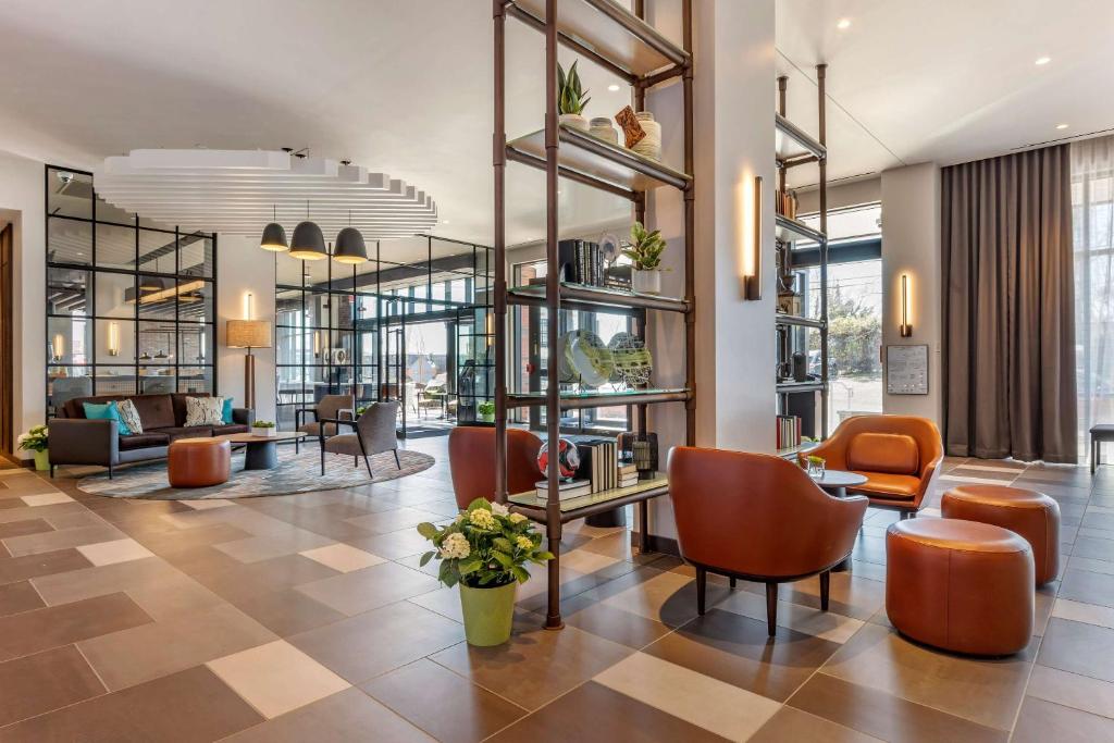 Cambria Hotel Washington DC Navy Yard Riverfront Image