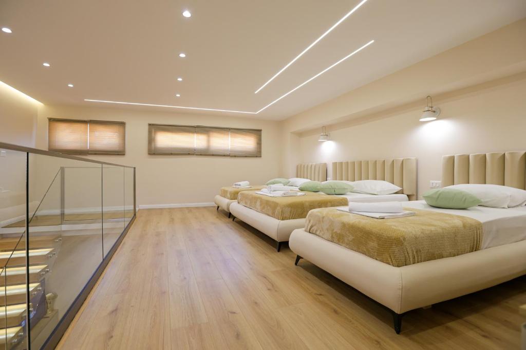 Luxe Arial Lofts 5