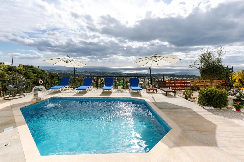 Villa in Tala sea view 3