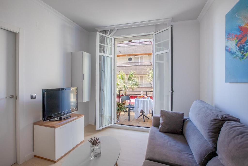 Apartamentos Senabre Palais 4