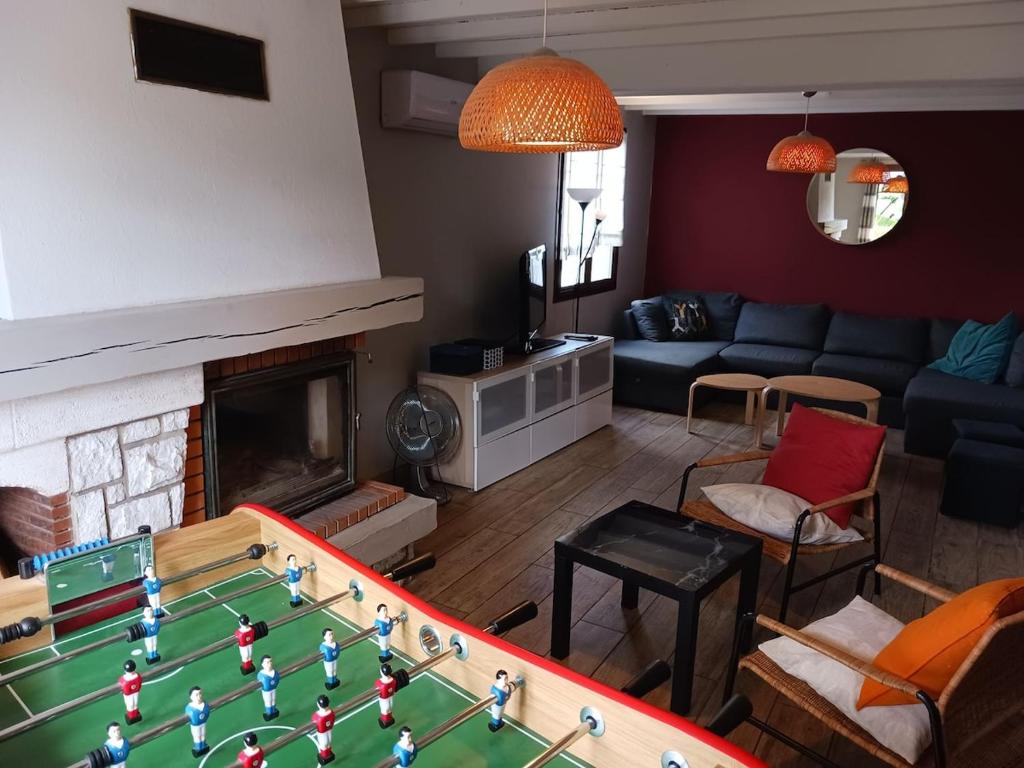 Maison familiale avec piscine 6
