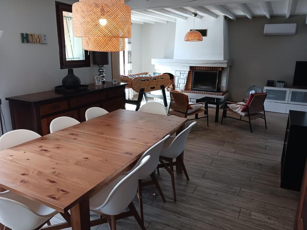 Maison familiale avec piscine 5