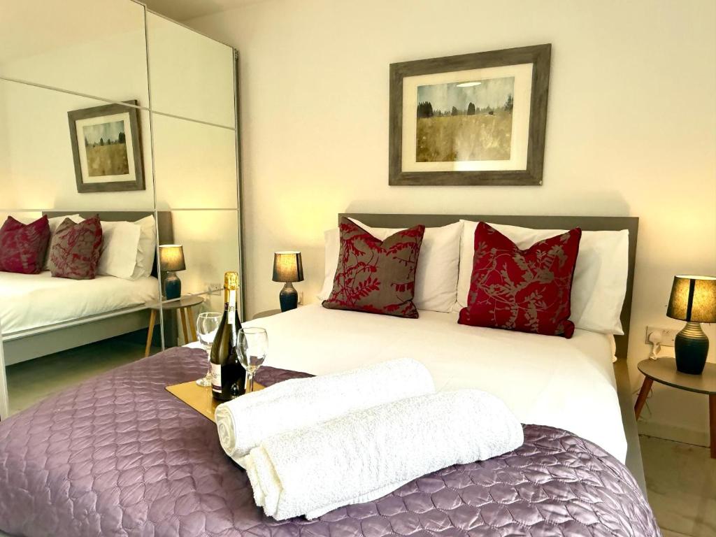 Paradigm House, Luxury 2-Bedroom Apartment 3, Free Parking, Oxford 2