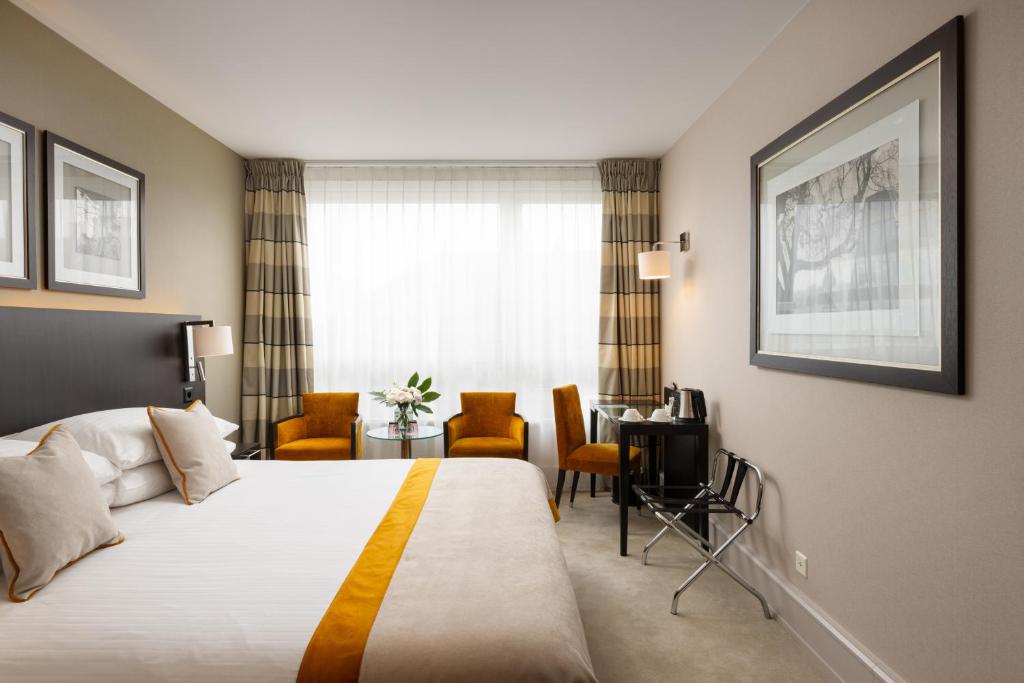 Auteuil Manotel 2