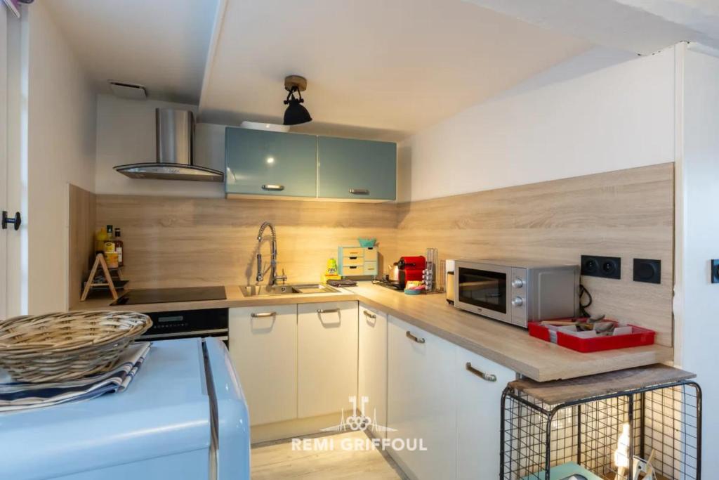 Confidentielle House Historic City Center 4 Guests 7