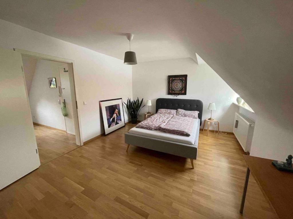 Gemütliche Yoga-Wohnung, Ruhig, City & Stadionnähe 6