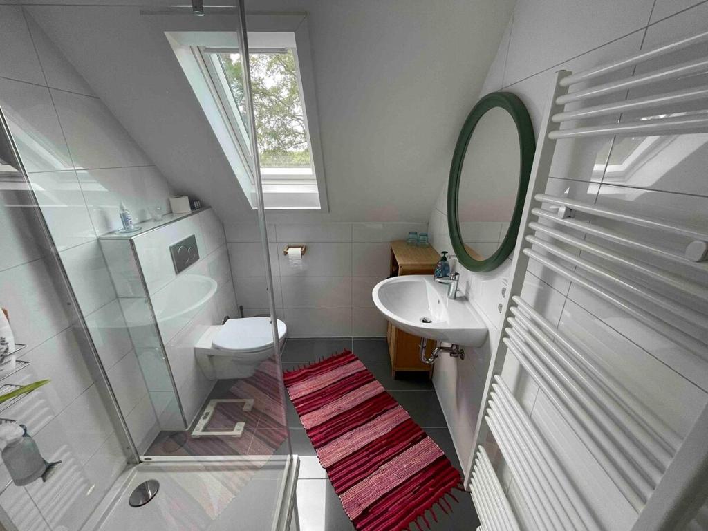 Gemütliche Yoga-Wohnung, Ruhig, City & Stadionnähe 3
