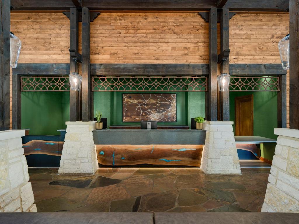 Hyatt Vacation Club at Wild Oak Ranch Image