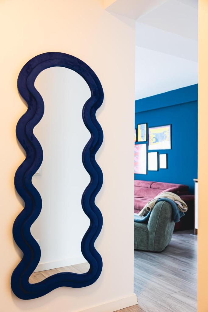 Blue Cozy Apartment 6
