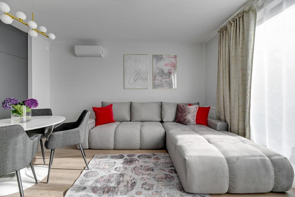Lion Apartments - Premium Apartments with Parking in the Center of Gdańsk 2