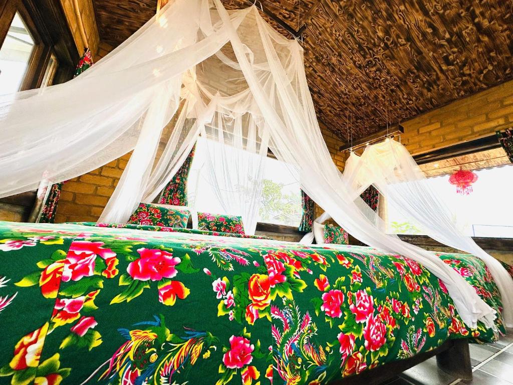 Ban Bang Ecolodge Tours & Motorbike Rental