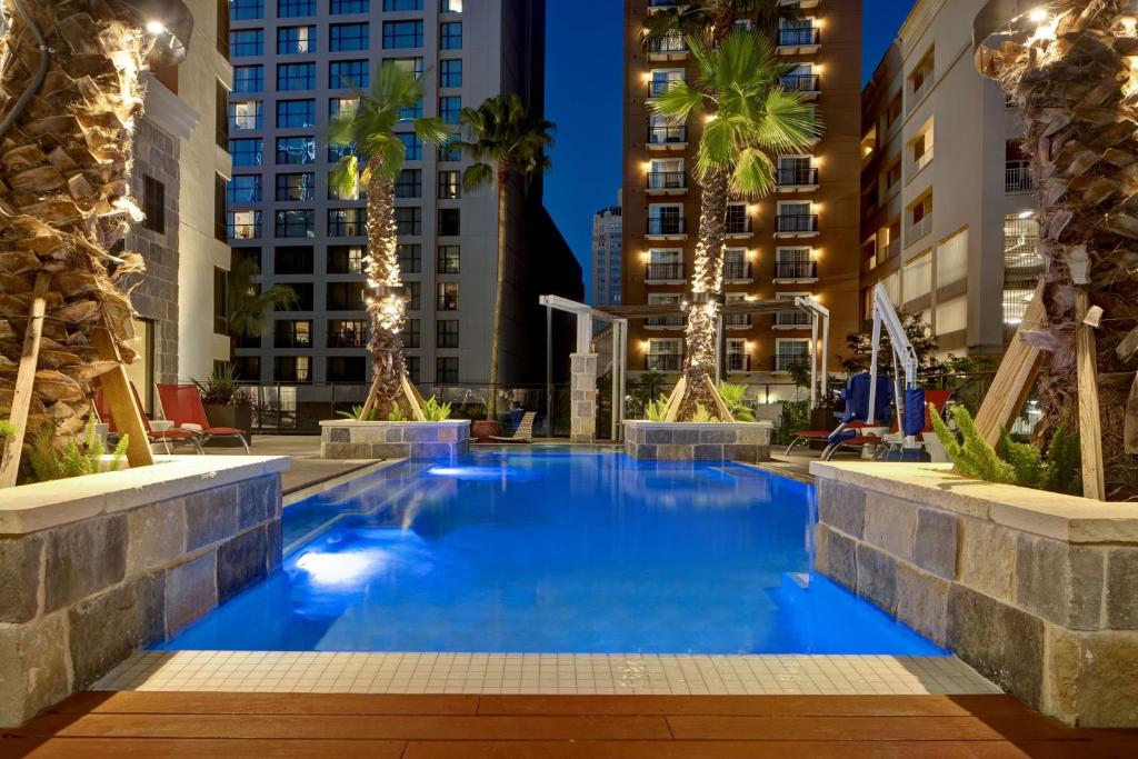Hampton Inn & Suites San Antonio Riverwalk Image