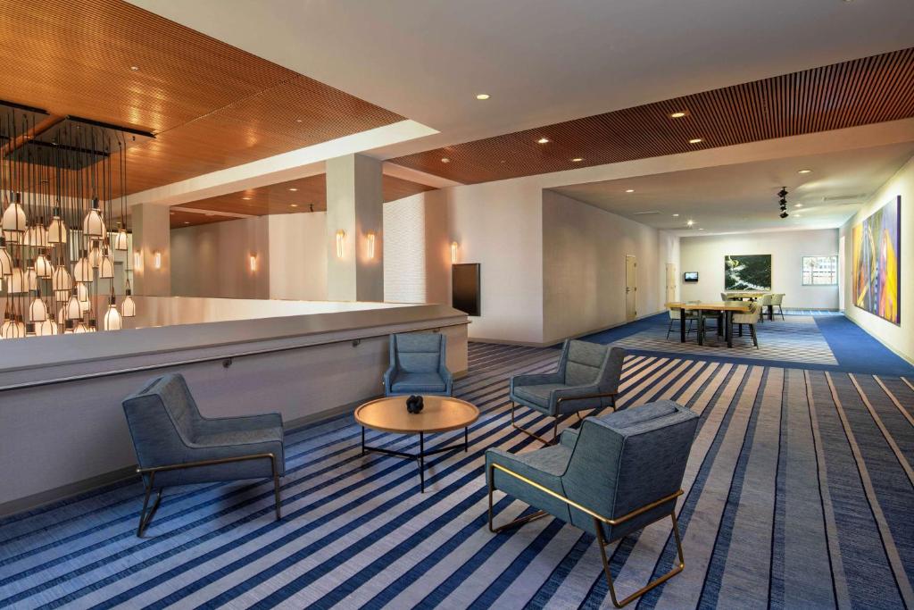 Hilton San Jose Image