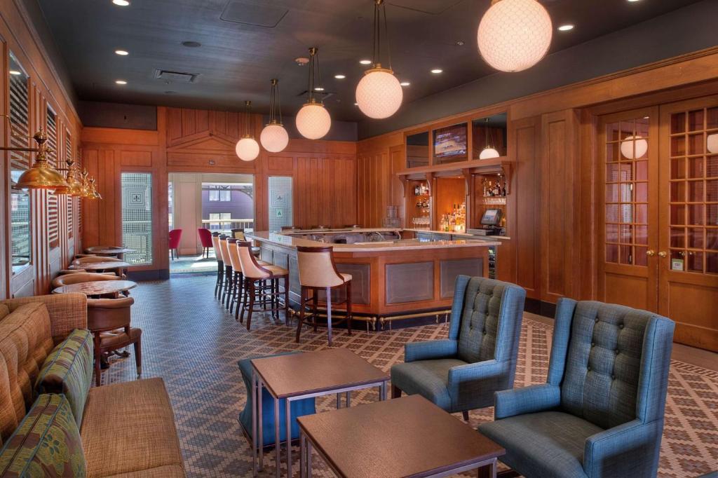 St. Louis Union Station Hotel, Curio Collection by Hilton Image