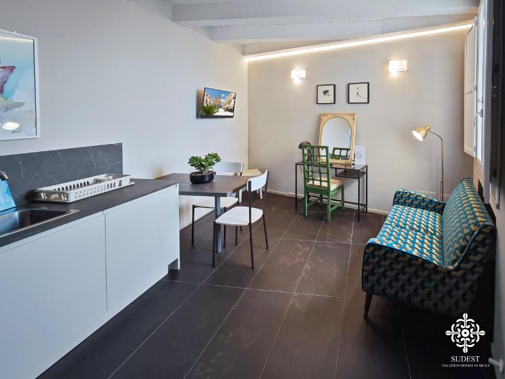 Ortigia Charming Suite 7