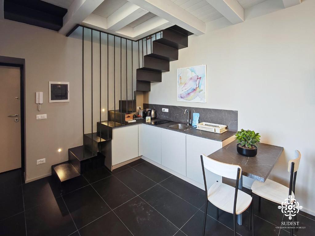 Ortigia Charming Suite 8