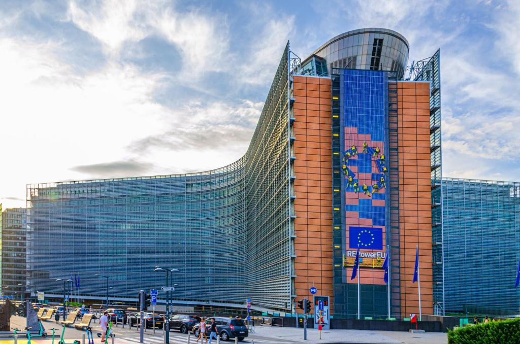 Mas Europe by Sweett 5