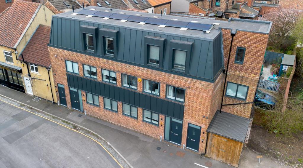 The Penthouse 6