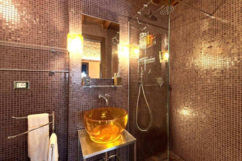 Ca'Ranieri Tenti (Design House) 8