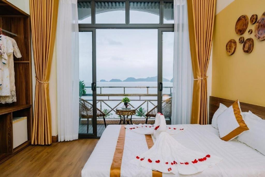 Gia Cát Long HoteL