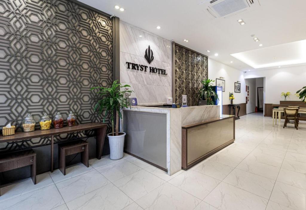 Tryst Hotel - 71 Nguyen Truong To