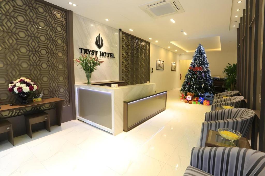 Tryst Hotel - 71 Nguyen Truong To